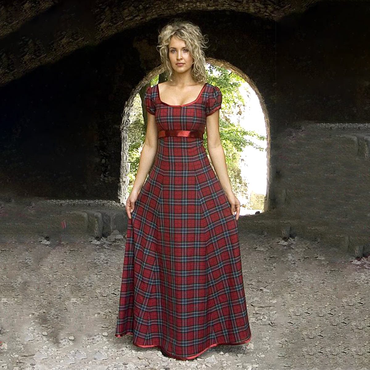 house-of-scotland-acrylic-wool-simple-tartan-evening-gown-ted-wallace-tartan-front-pose